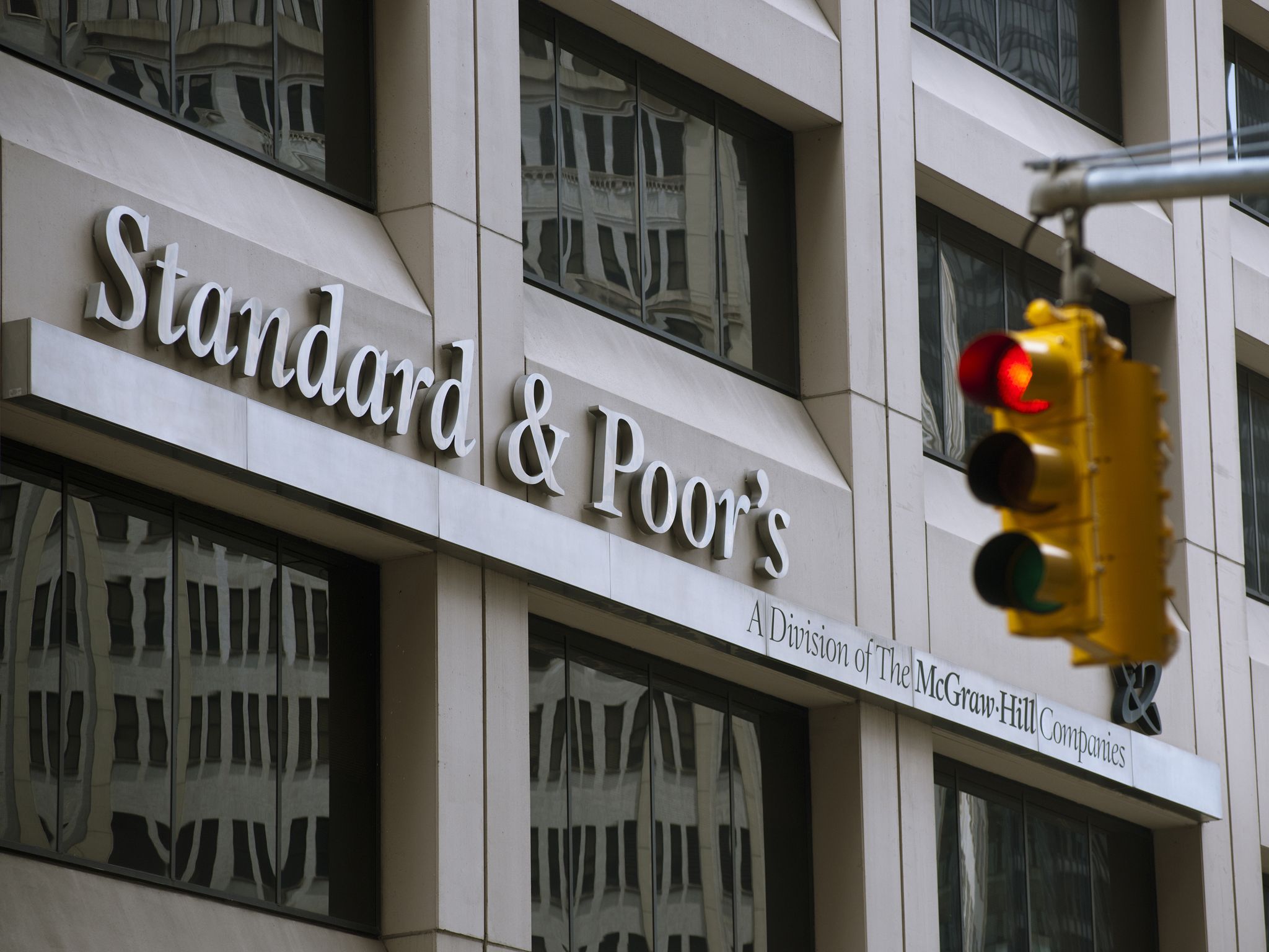 S&P Global Ratings confirma calificaciones de Colombia y mantiene perspectiva negativa S&P Global Ratings confirma calificaciones de Colombia y mantiene perspectiva negativa