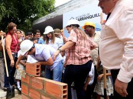 Char y Mineducación ponen primera piedra en el Instituto Nacional de Comercio Char y Mineducación ponen primera piedra en el Instituto Nacional de Comercio
