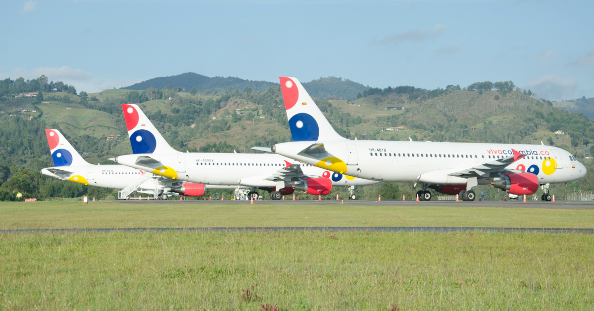 Aerolíneas de bajo costo levantan el vuelo Aerolíneas de bajo costo levantan el vuelo