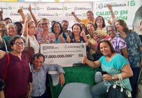 Distrito entrega de $7.000 millones a colegios públicos para incentivar la calidad educativa Distrito entrega de $7.000 millones a colegios públicos para incentivar la calidad educativa