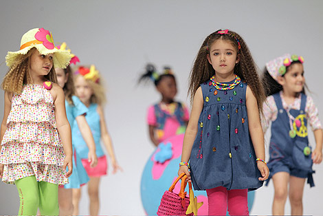 Pasarela Kids se toma Family Market con las nuevas colecciones de moda infantil Pasarela Kids se toma Family Market con las nuevas colecciones de moda infantil