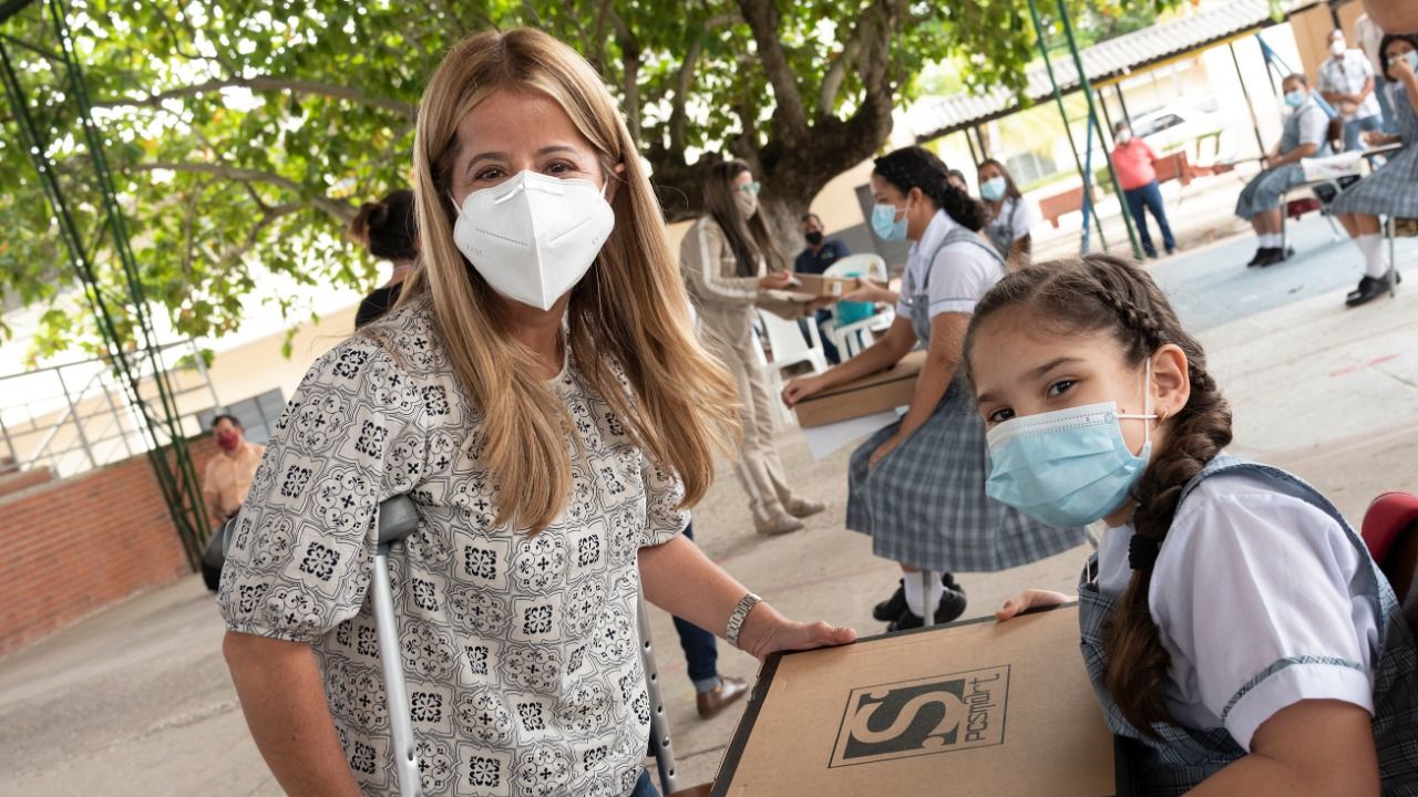 Con una inversión de más $70 mil millones se renovarán 150 colegios del Atlántico Con una inversión de más $70 mil millones se renovarán 150 colegios del Atlántico