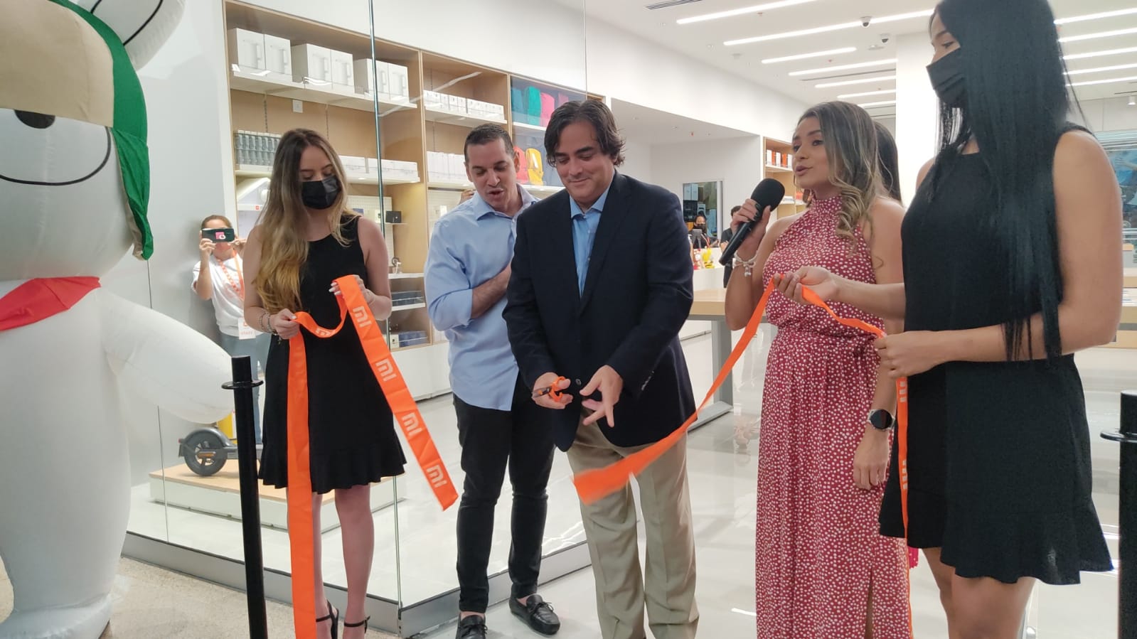 Xiaomi se toma Colombia con la inauguración de su tienda número 11 en Barranquilla Xiaomi se toma Colombia con la inauguración de su tienda número 11 en Barranquilla