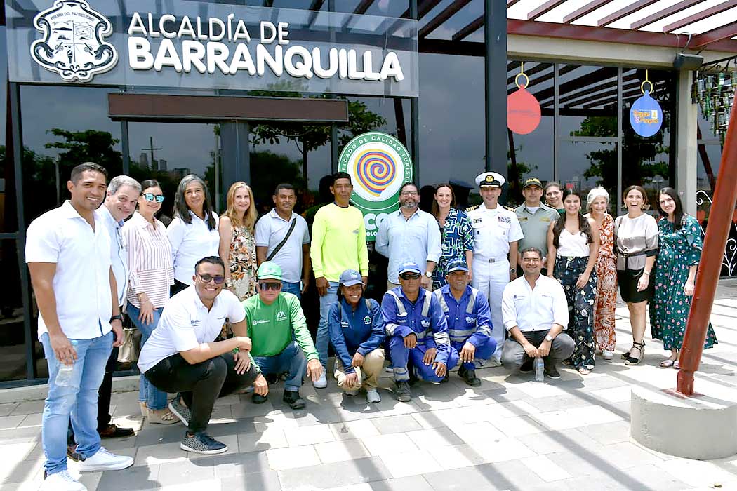 Gran Malecón: destino turístico sostenible con certificado oficial Persaonas en el Gran Malecón de Barranquilla